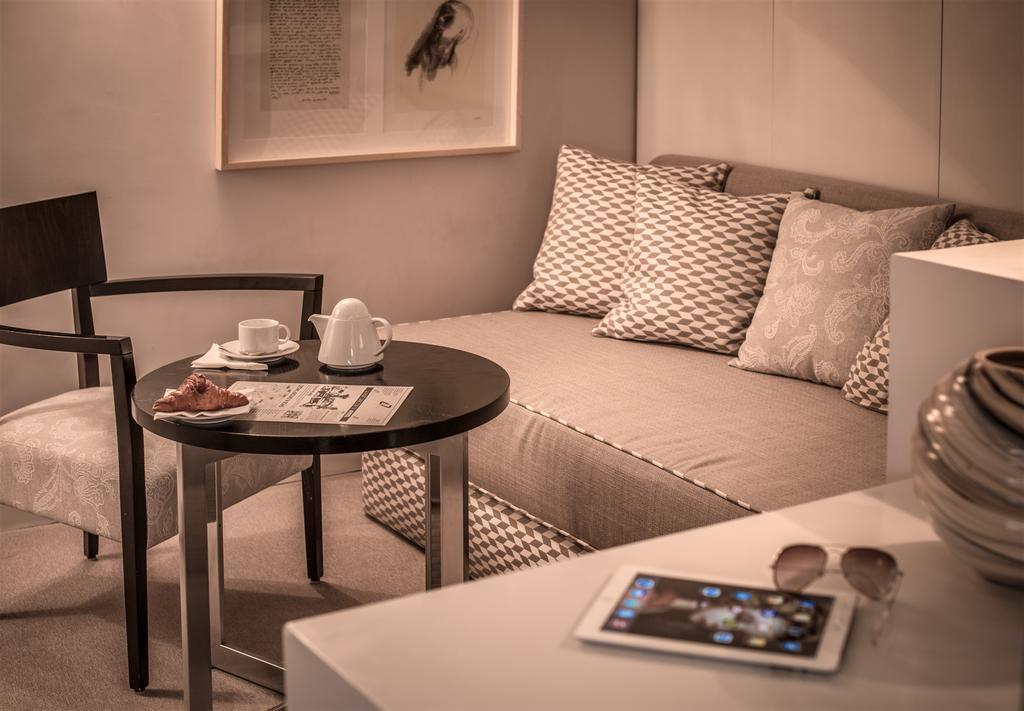 47Luxurysuites - Trevi Roma Oda fotoğraf